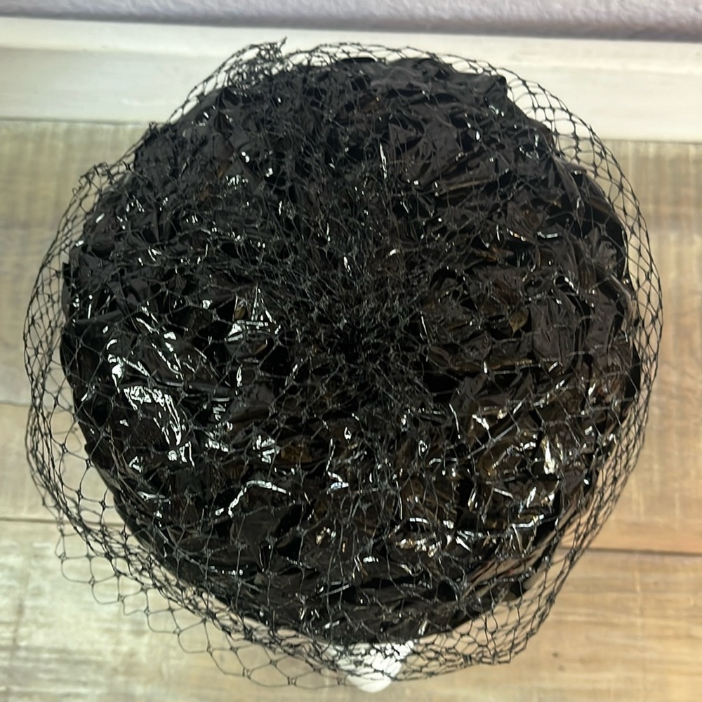 Euc Vtg Box Hat With Netting Black Textures Mater… - image 2